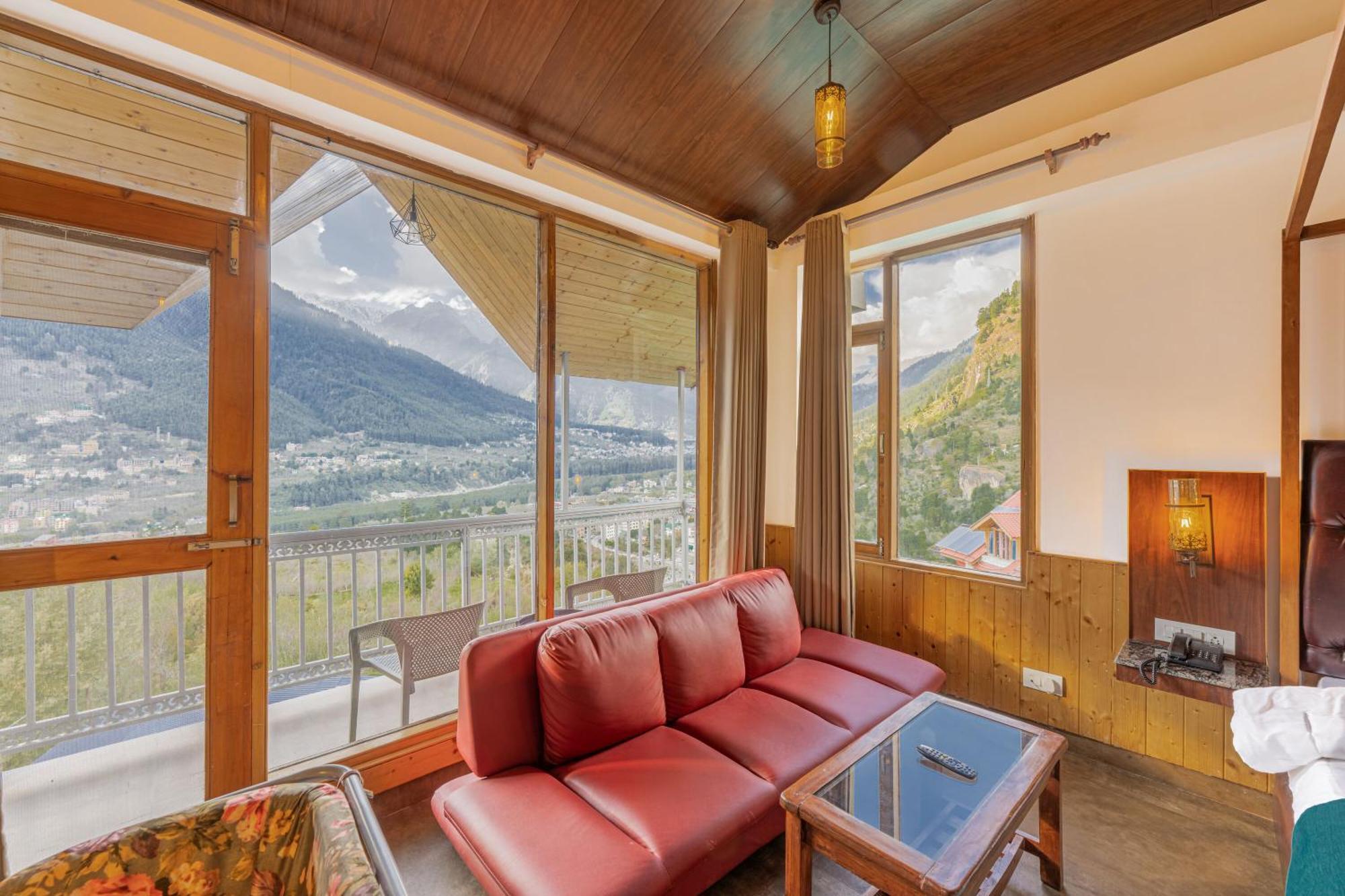 Echor Himalayan Heights Manali Hotel Buitenkant foto
