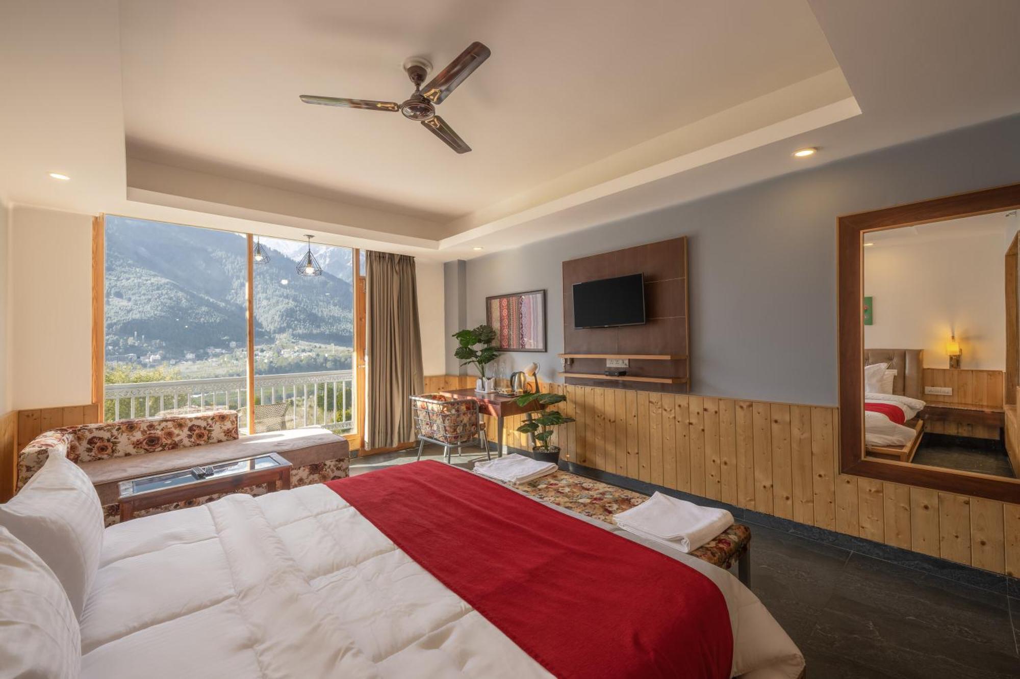 Echor Himalayan Heights Manali Hotel Buitenkant foto