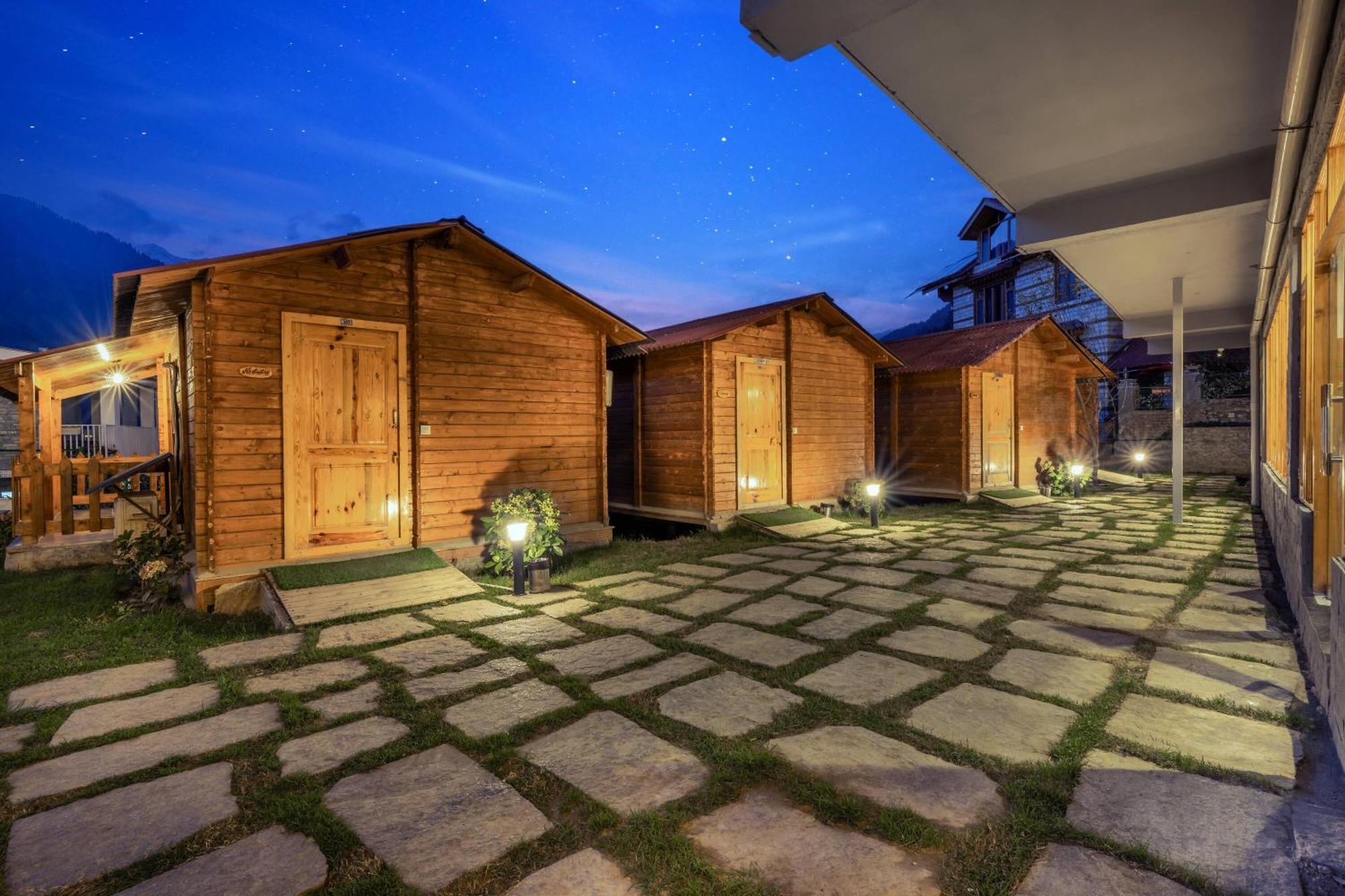 Echor Himalayan Heights Manali Hotel Buitenkant foto