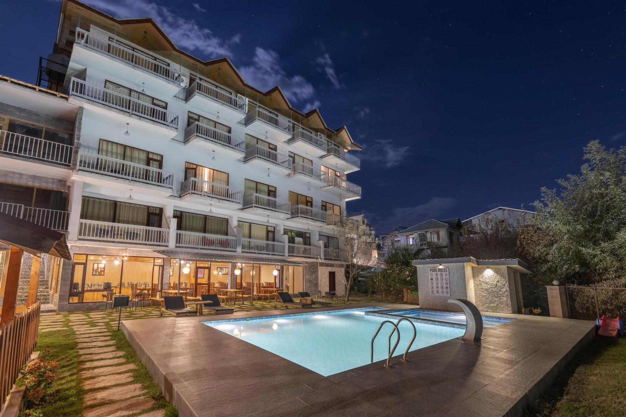 Echor Himalayan Heights Manali Hotel Buitenkant foto