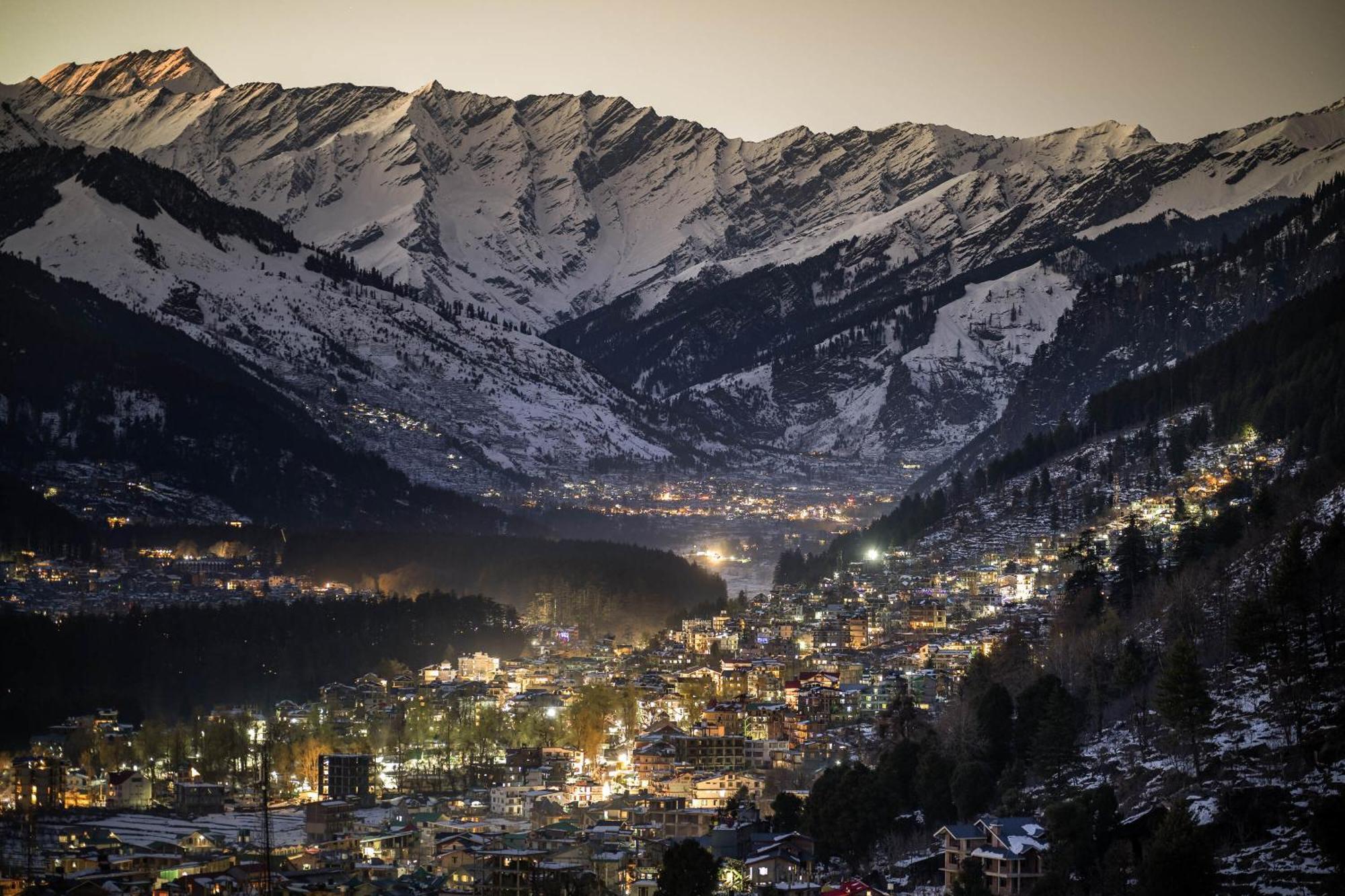 Echor Himalayan Heights Manali Hotel Buitenkant foto