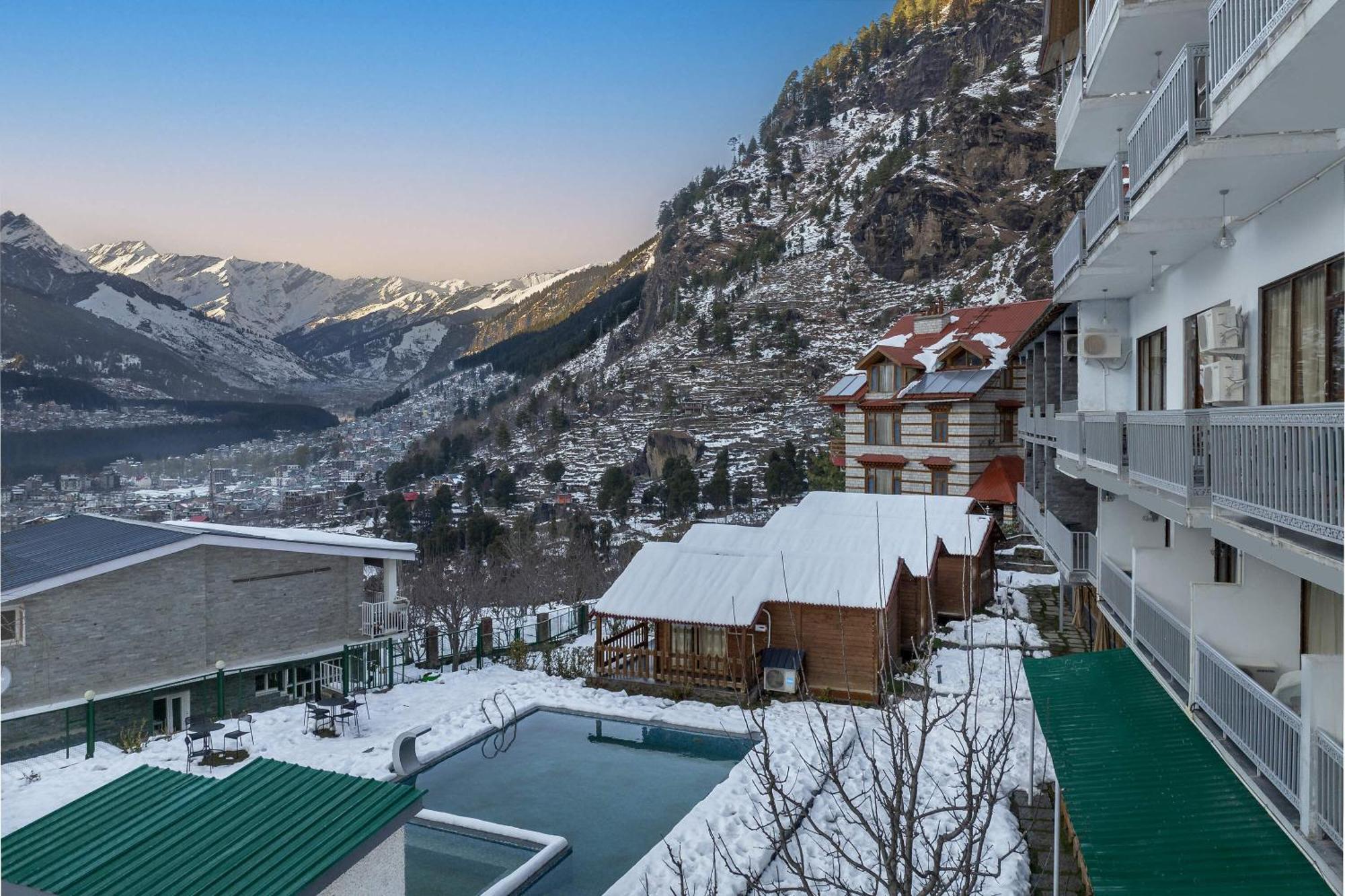 Echor Himalayan Heights Manali Hotel Buitenkant foto