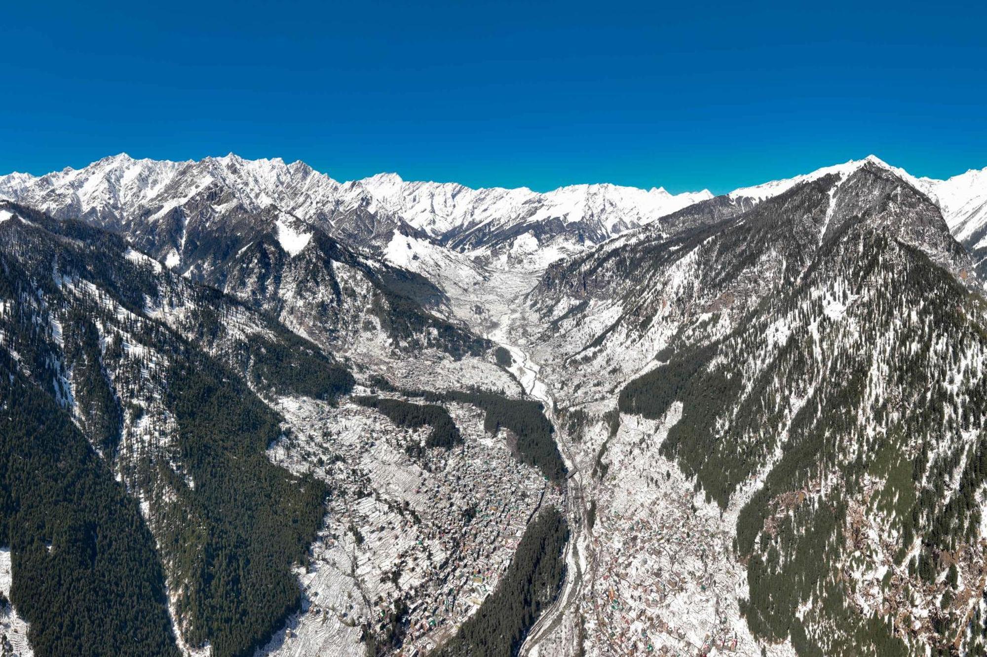 Echor Himalayan Heights Manali Hotel Buitenkant foto